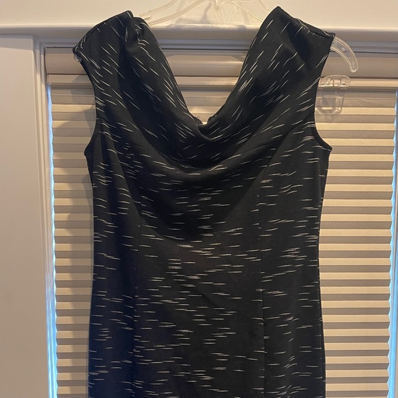 Cowl neck sleeveless dress - Picture 1 of 6